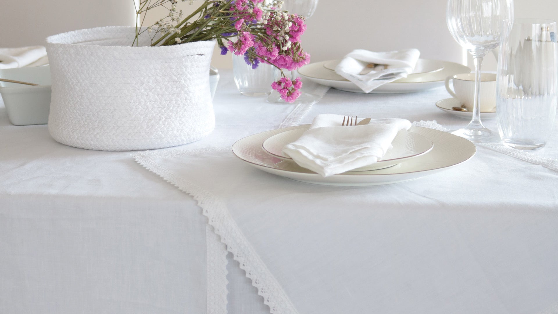 Mesa - Linen com Renda 1882