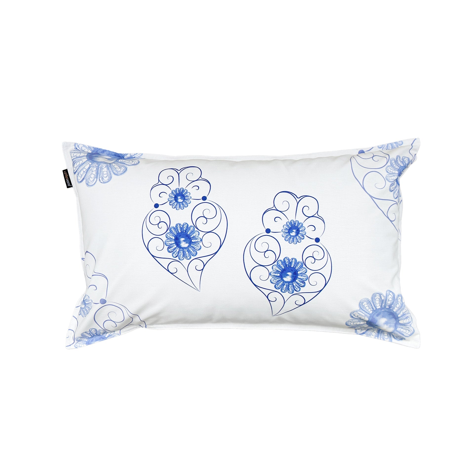 Luzia's Heart Cushion Cover