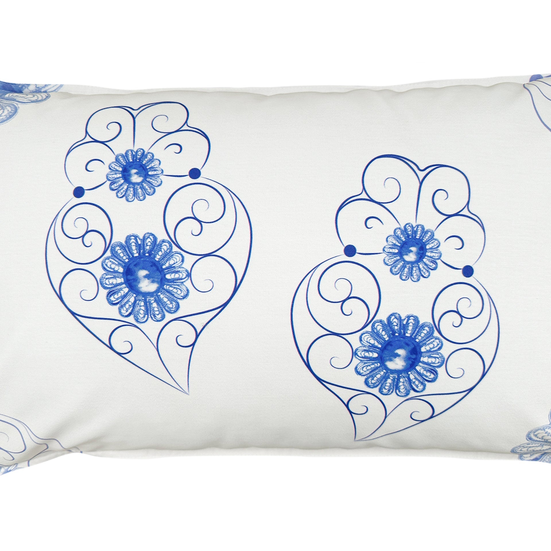 Luzia's Heart Cushion Cover