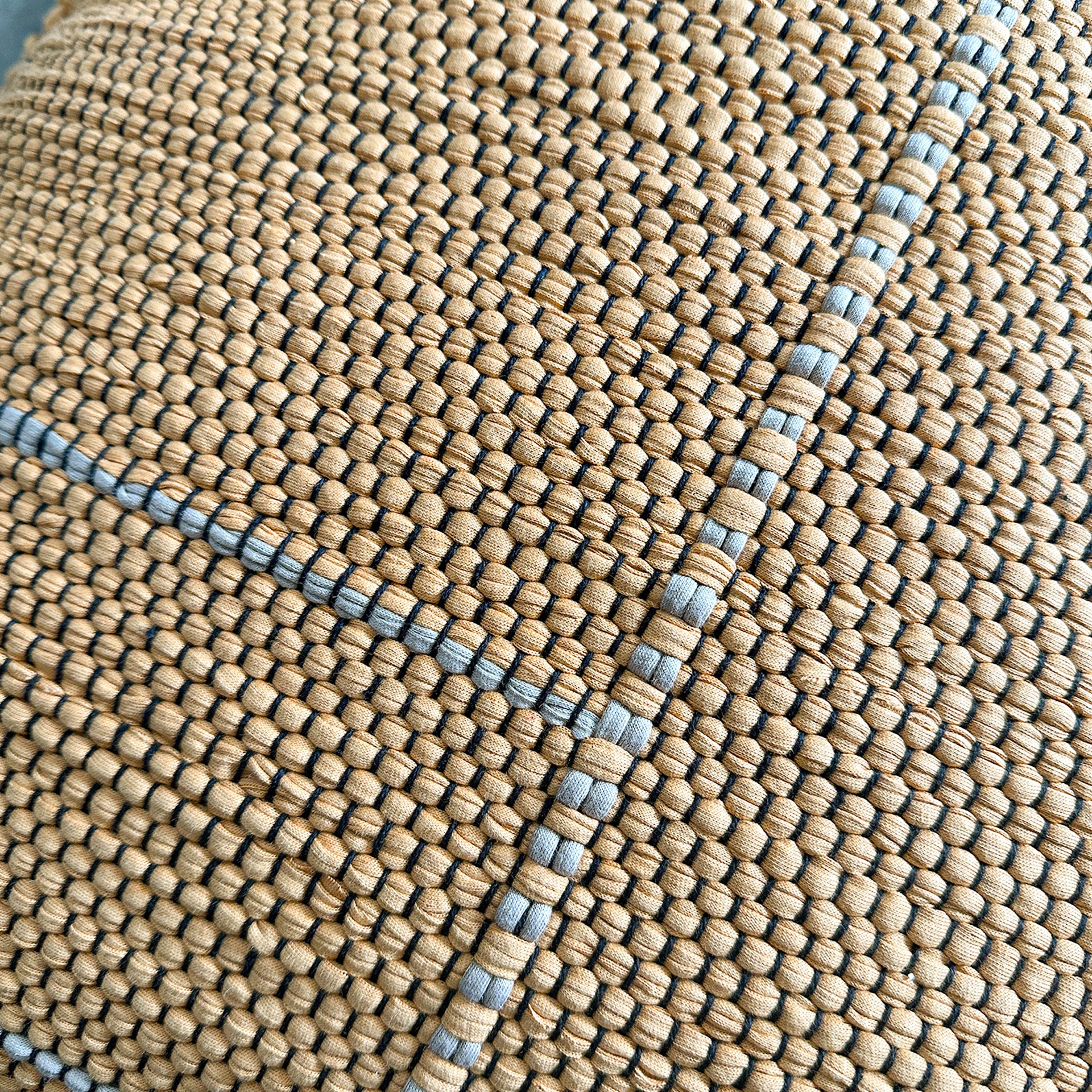 Cushion Armonia