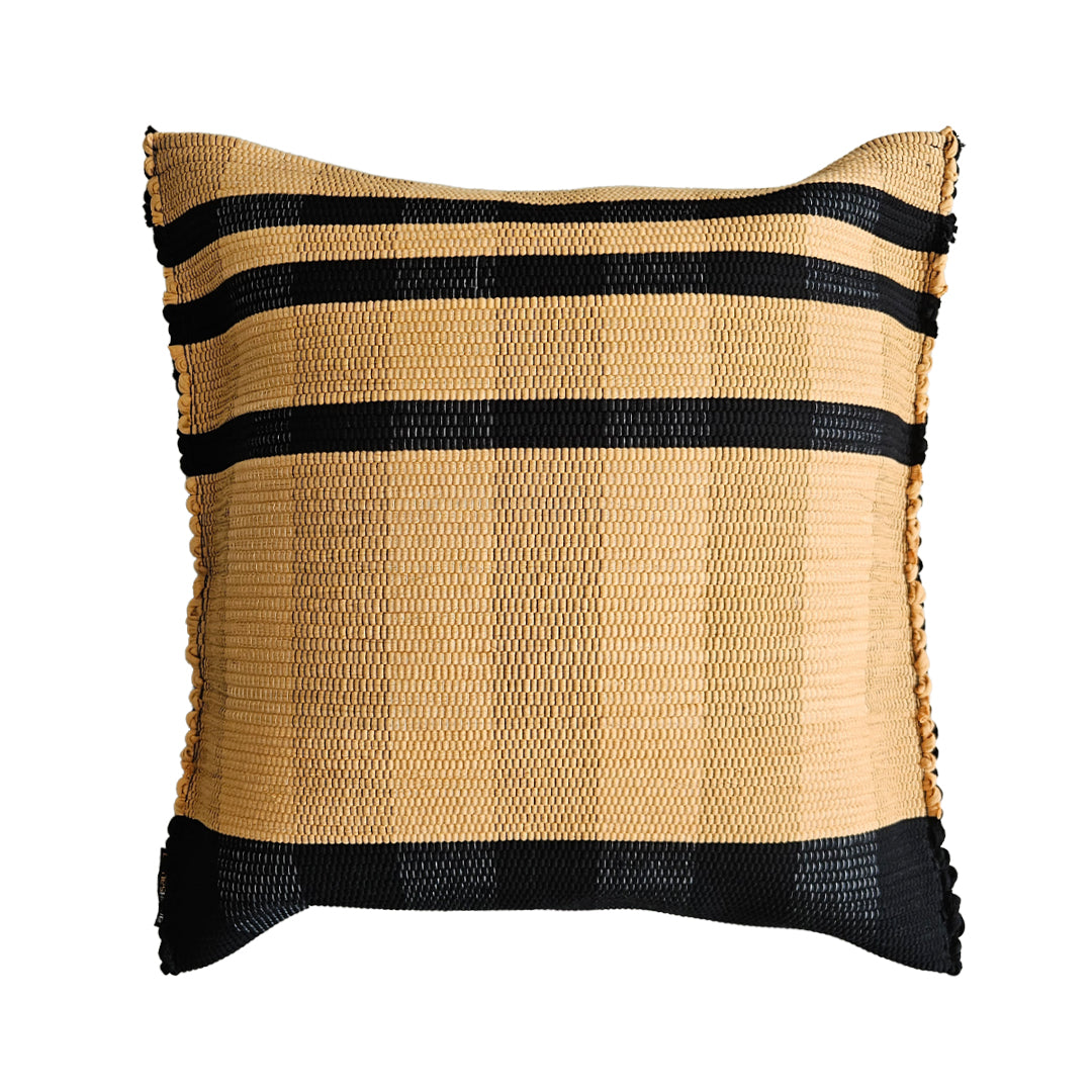 Kairo cushion by Vianatece