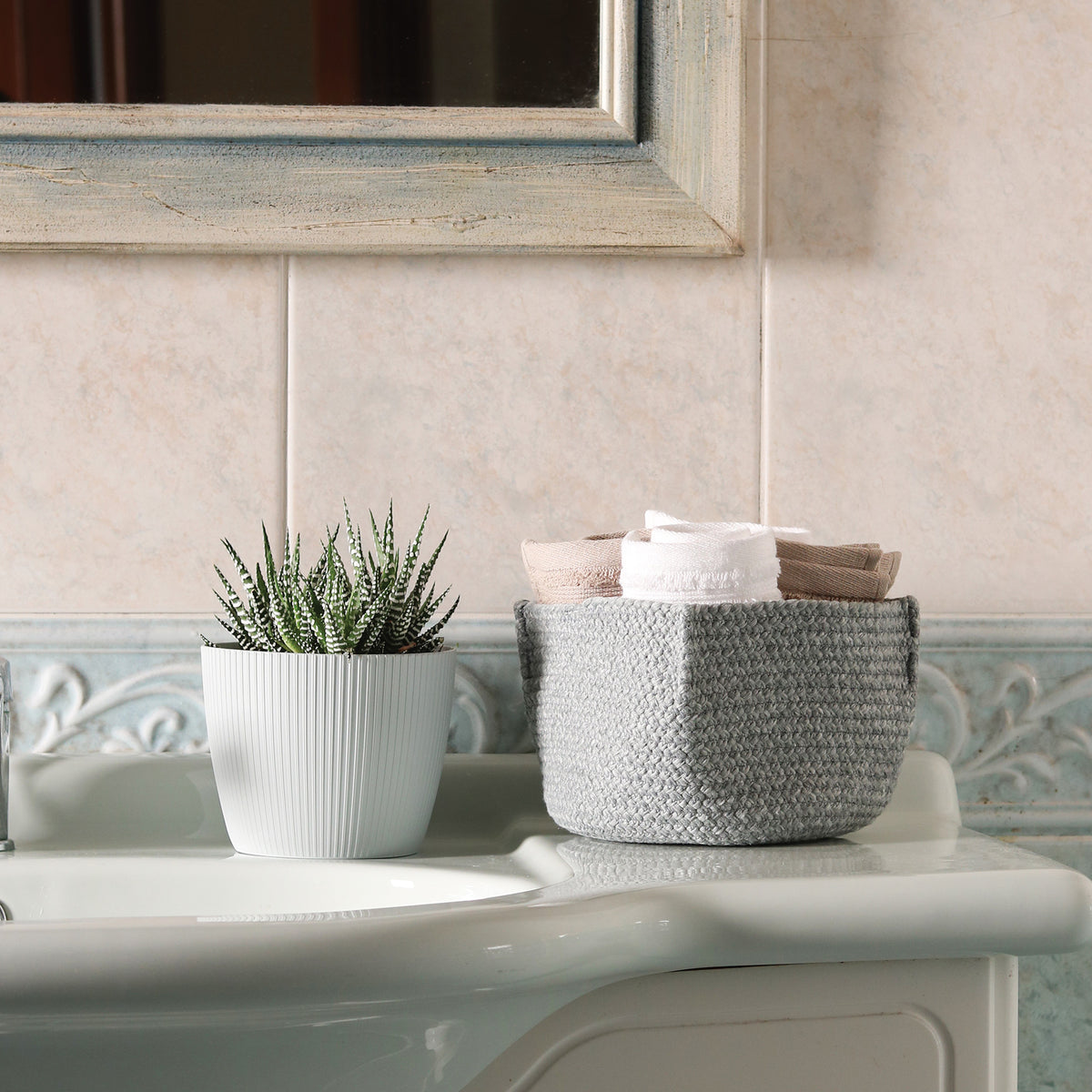 Textile baskets