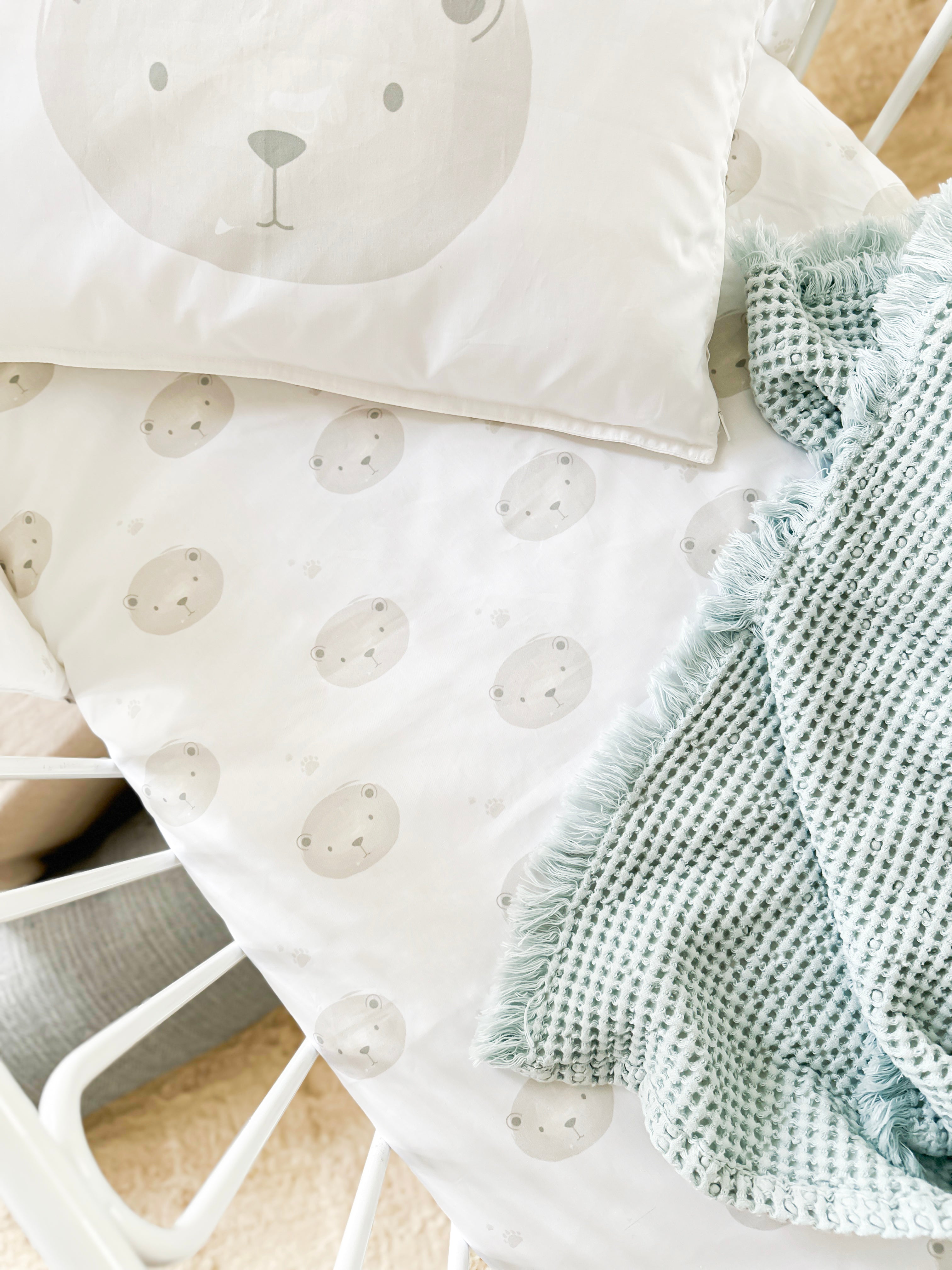 Quilted Bedspread Bear 