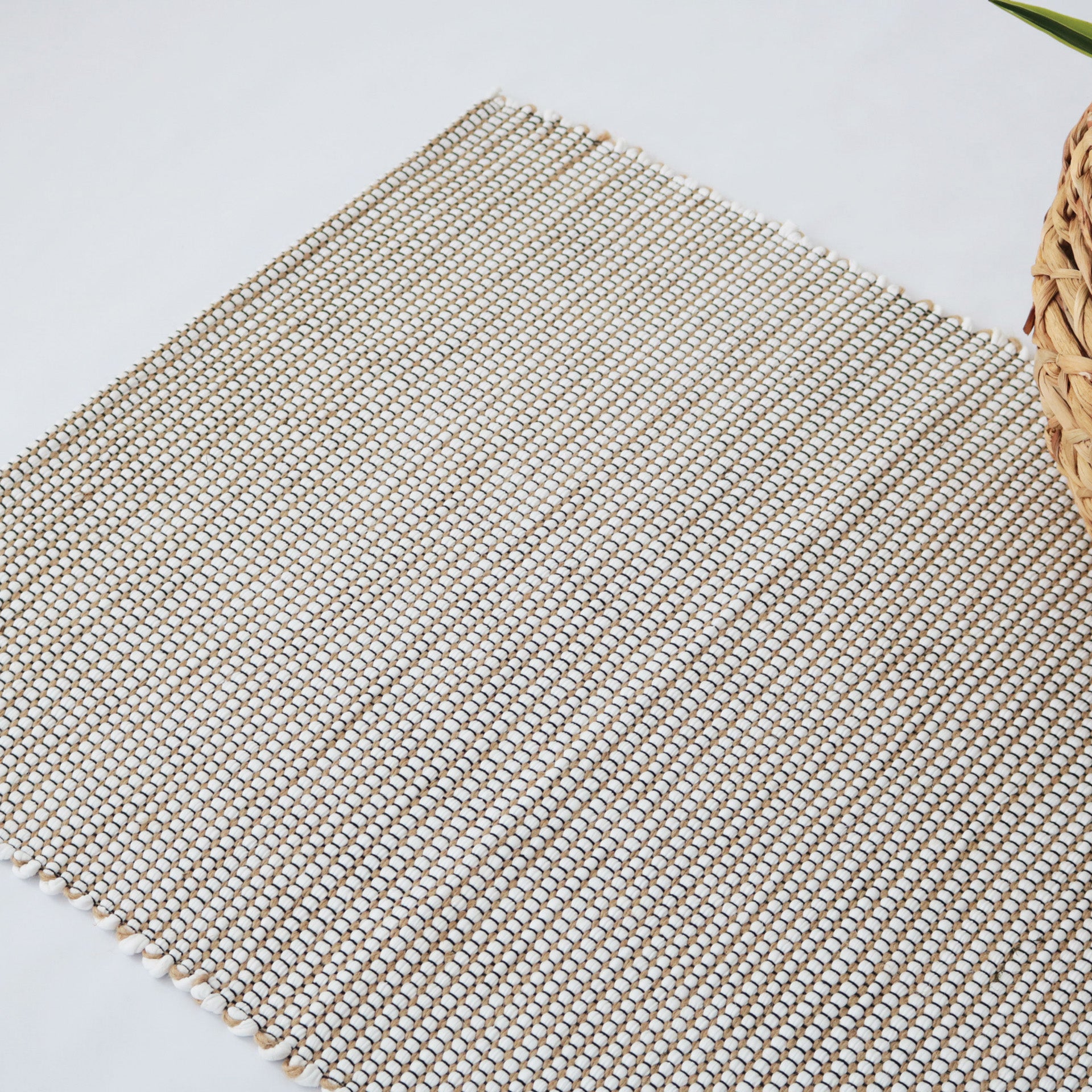 Rug Oyama