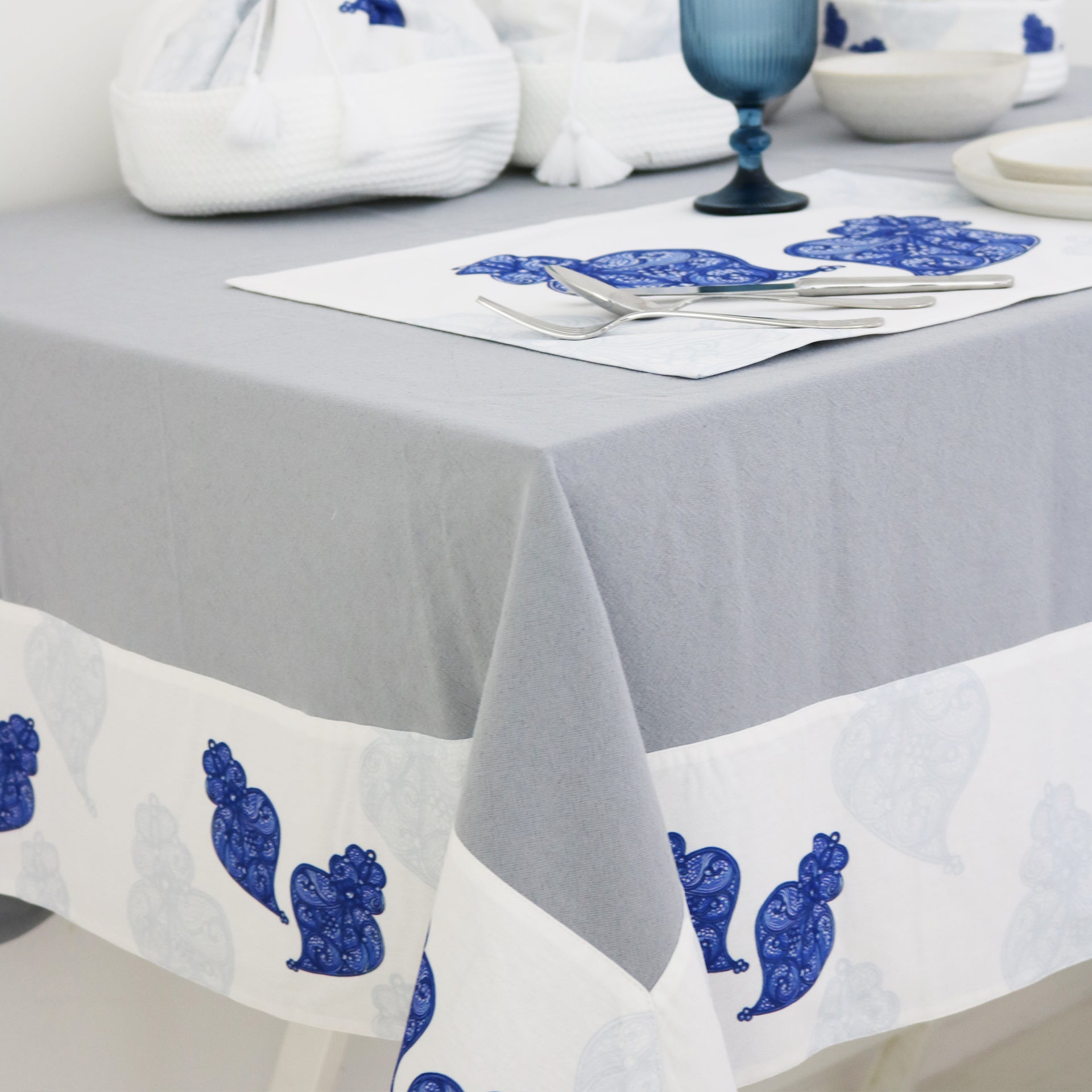 Tablecloth Chieira VR 