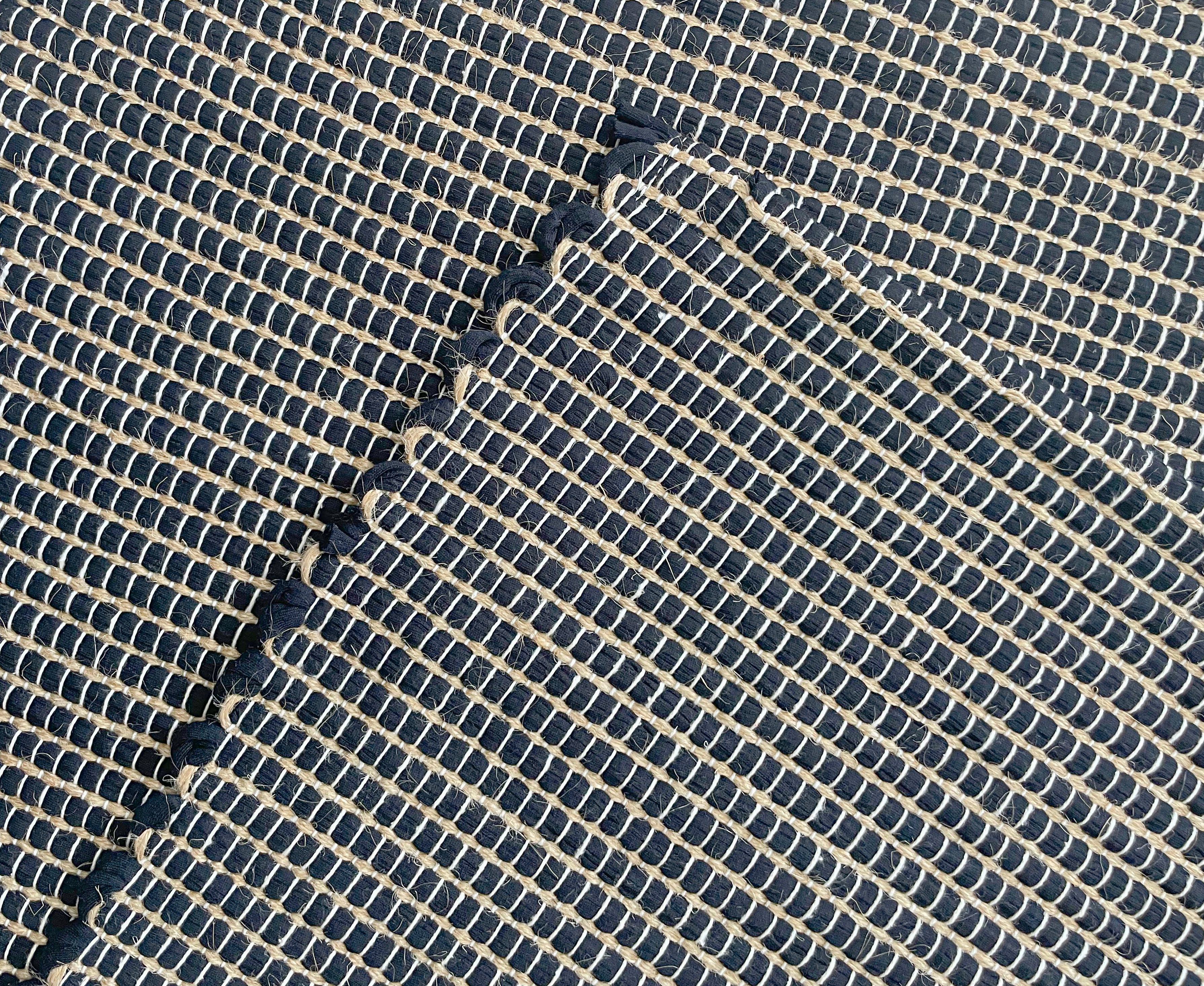 Rug Oyama