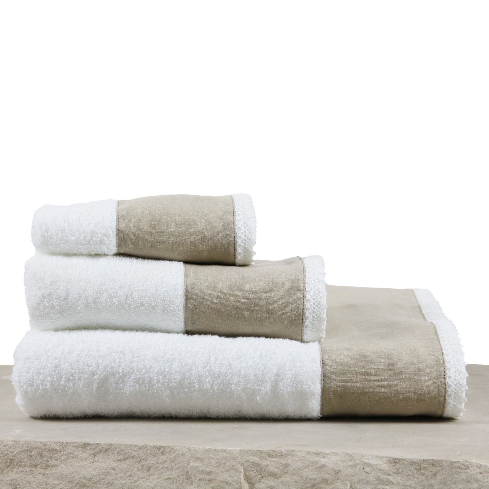 Linen Bath Towel Set with Lace and a natural linen border
